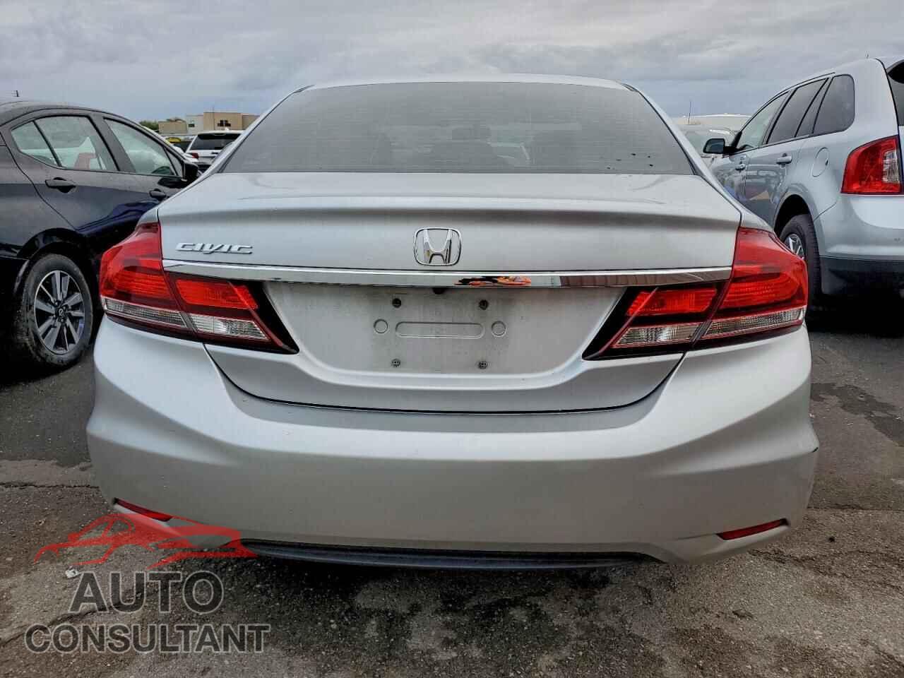 HONDA CIVIC 2015 - 19XFB2F8XFE044665