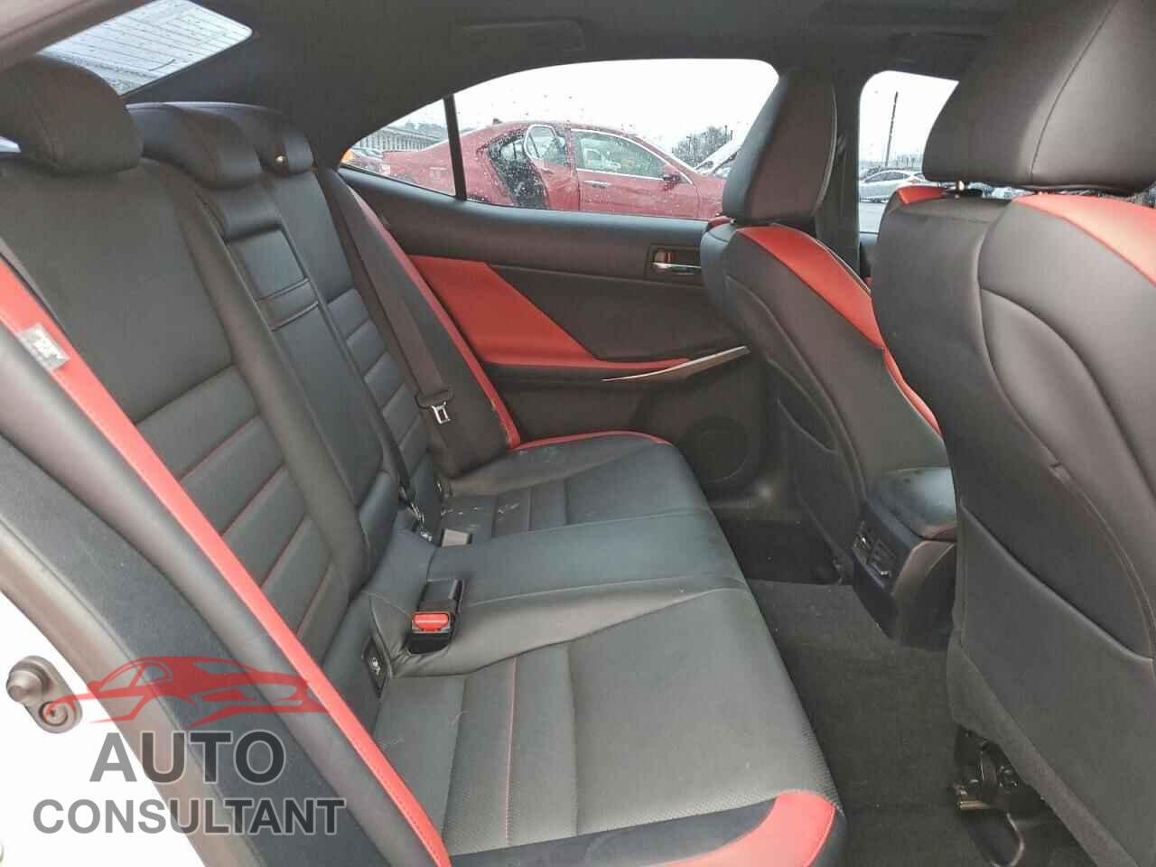 LEXUS IS 2015 - JTHCF1D29F5023770