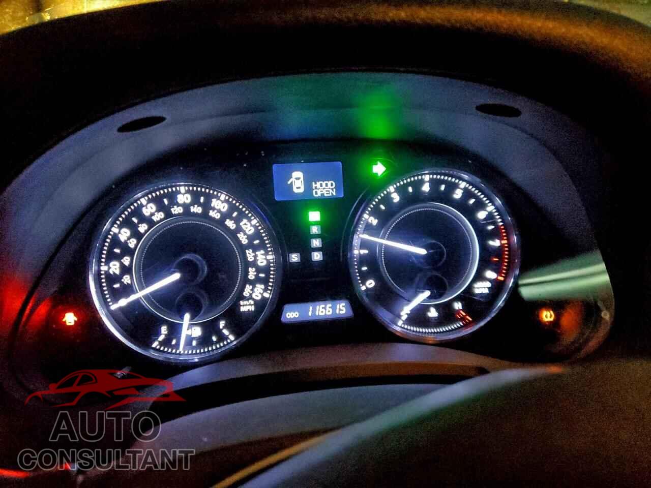 LEXUS IS 2011 - JTHFF2C24B2517230