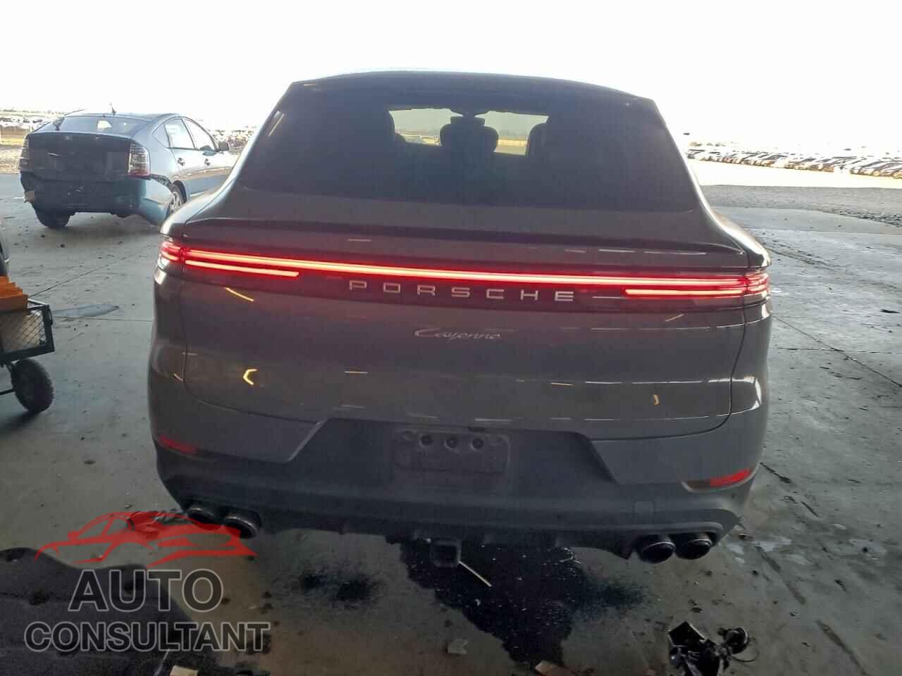 PORSCHE CAYENNE 2024 - WP1BA2AY7RDA50226