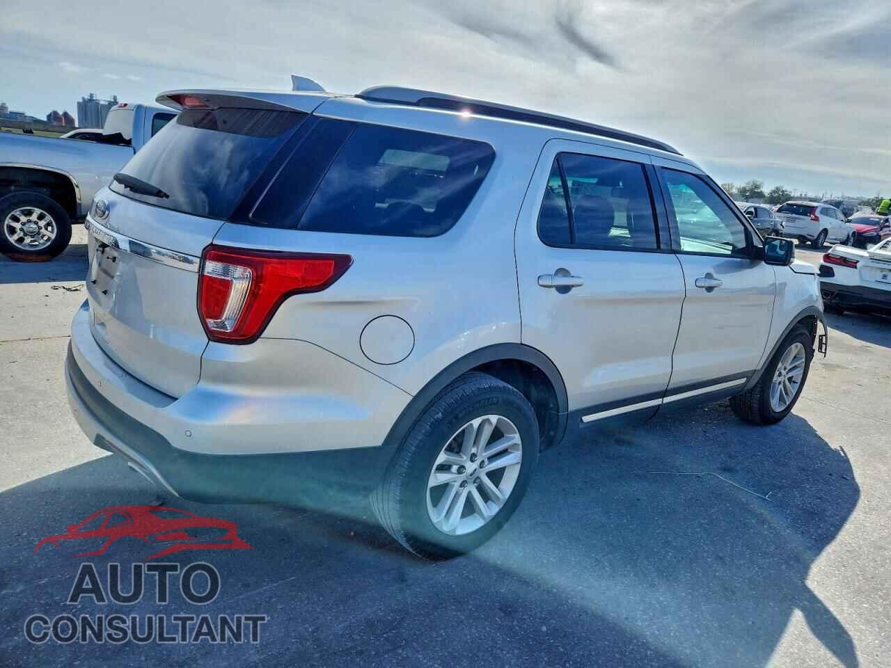 FORD EXPLORER 2017 - 1FM5K7D83HGA91997