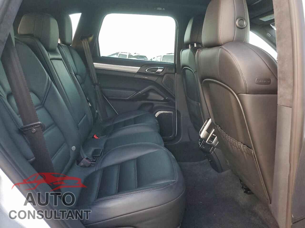 PORSCHE CAYENNE 2015 - WP1AC2A2XFLA80467