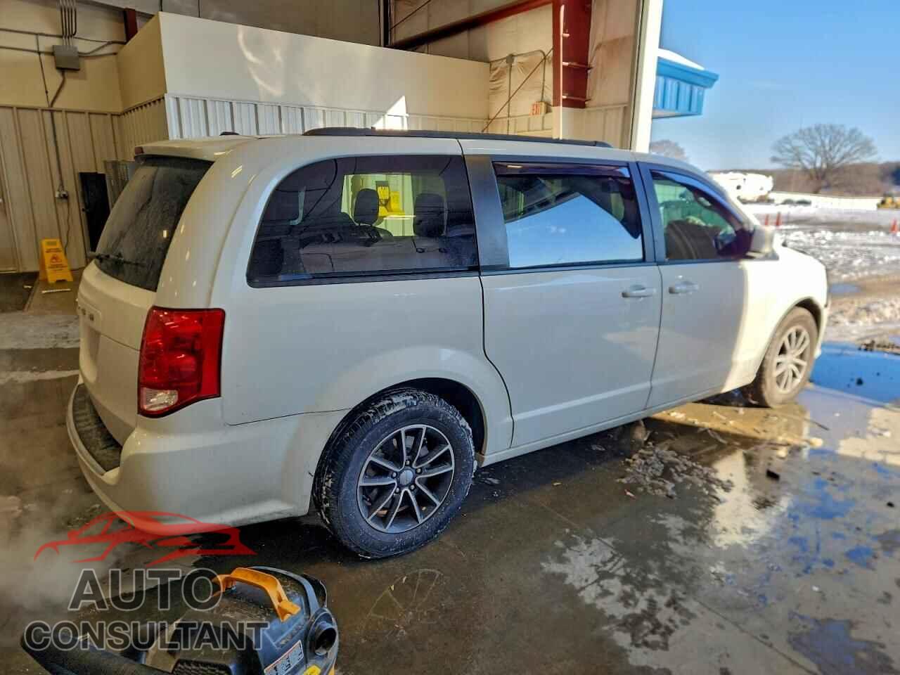 DODGE CARAVAN 2018 - 2C4RDGEG4JR335375