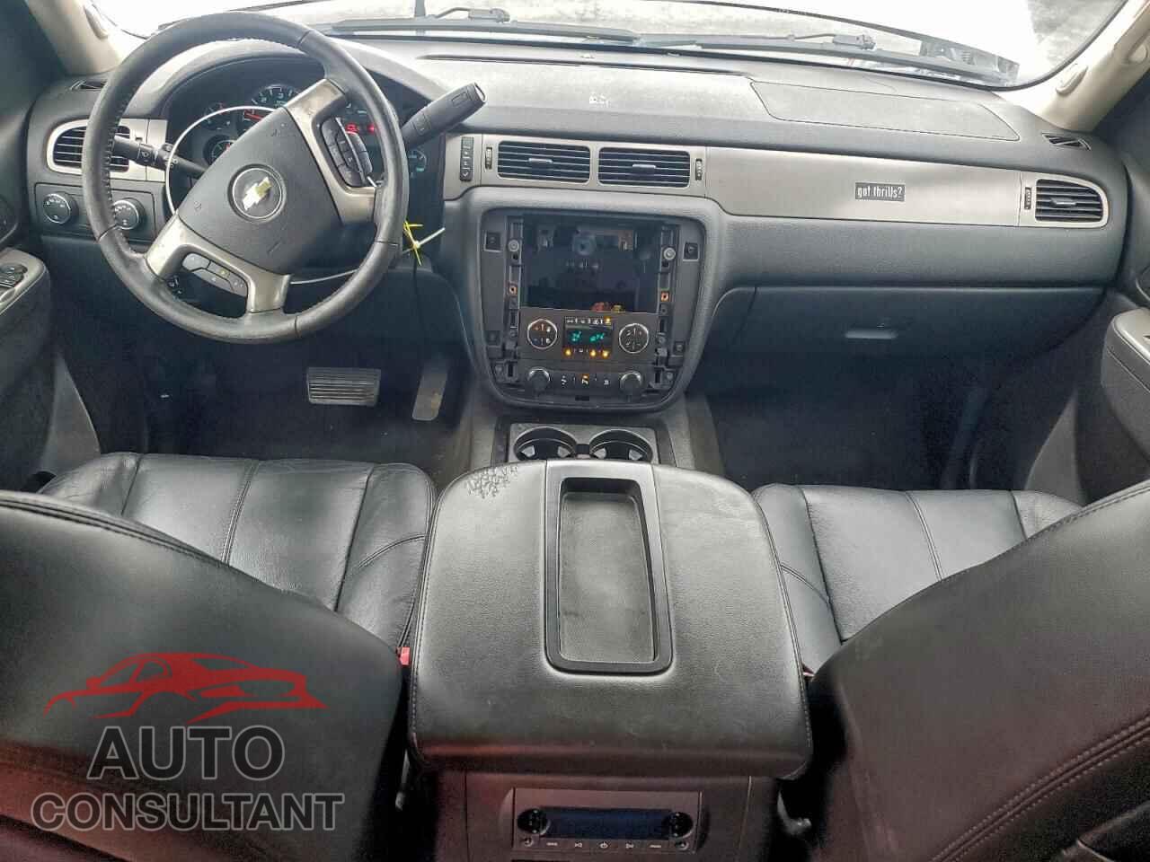 CHEVROLET AVALANCHE 2011 - 3GNTKFE38BG408264