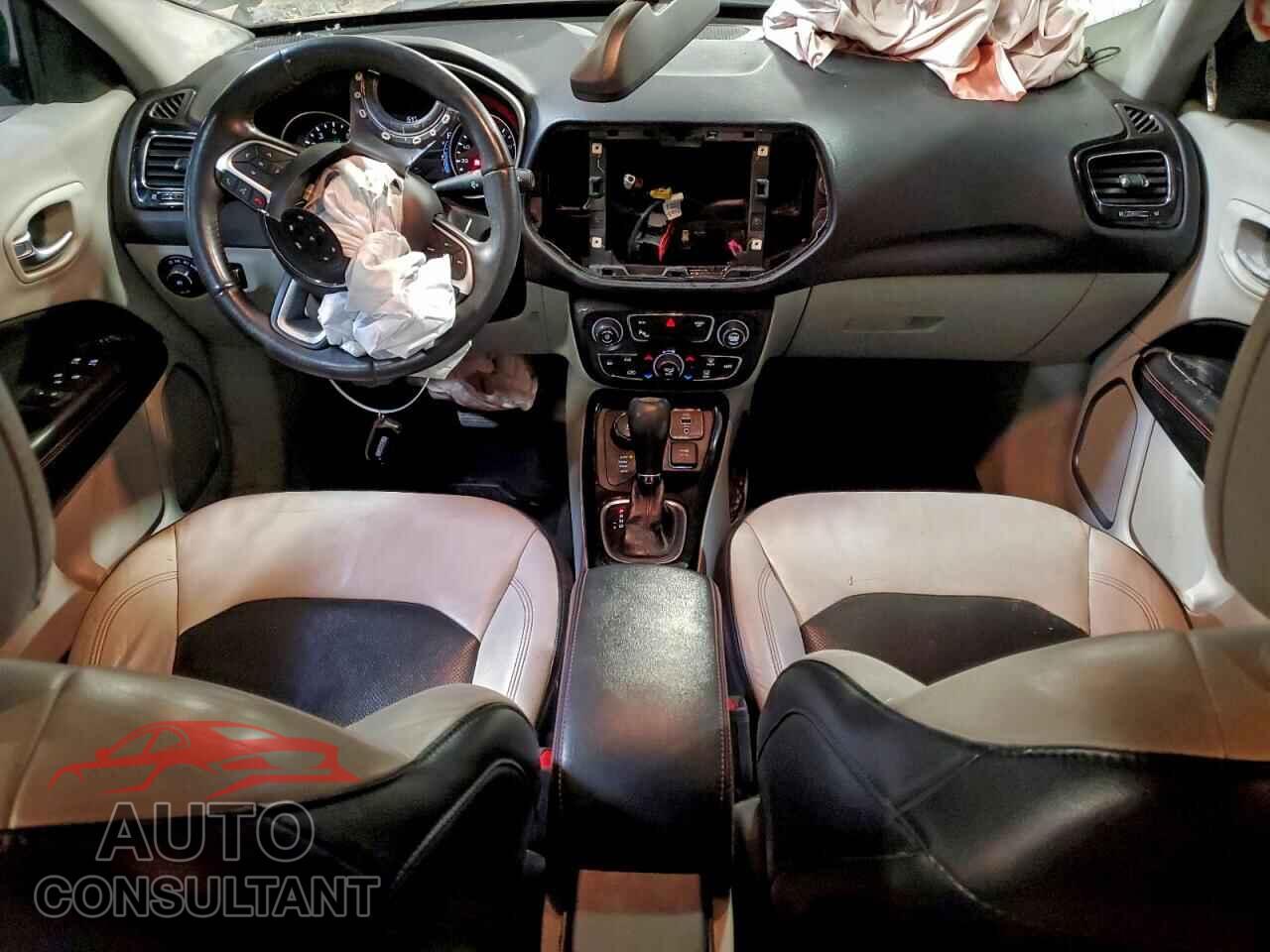 JEEP COMPASS 2017 - 3C4NJDCB9HT636325