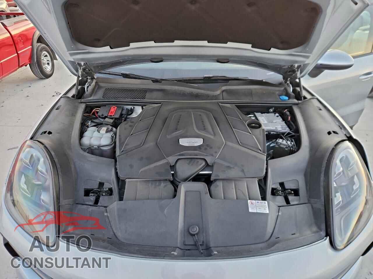 PORSCHE CAYENNE 2019 - WP1AA2AY6KDA03500