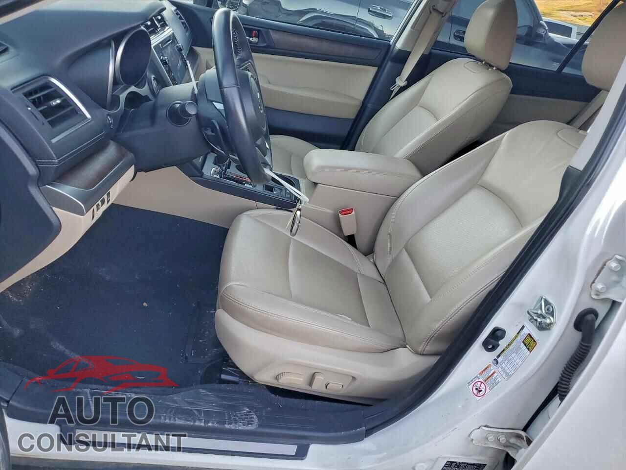 SUBARU OUTBACK 2018 - 4S4BSENC7J3373406