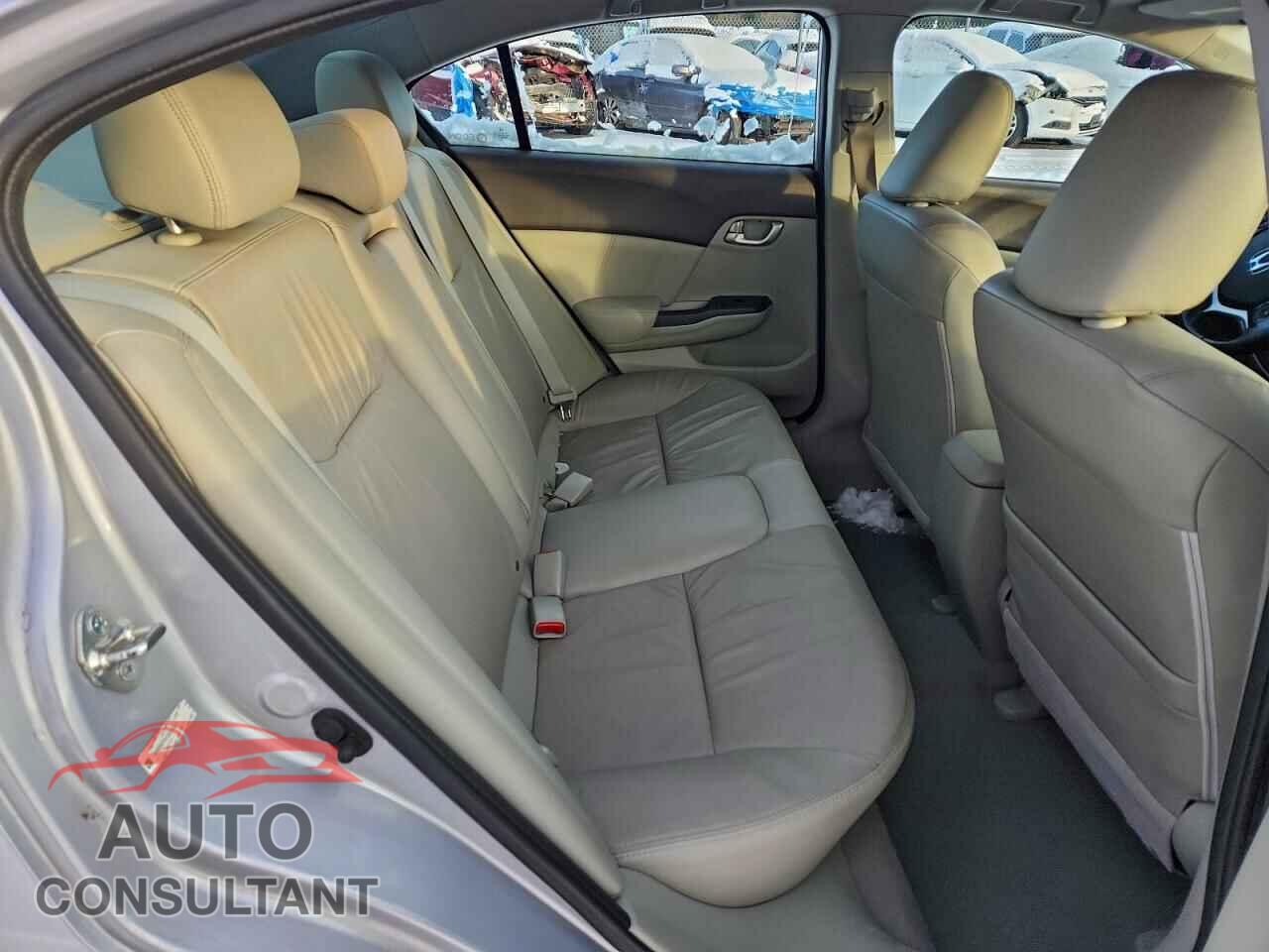 HONDA CIVIC 2012 - 2HGFB2F91CH555921