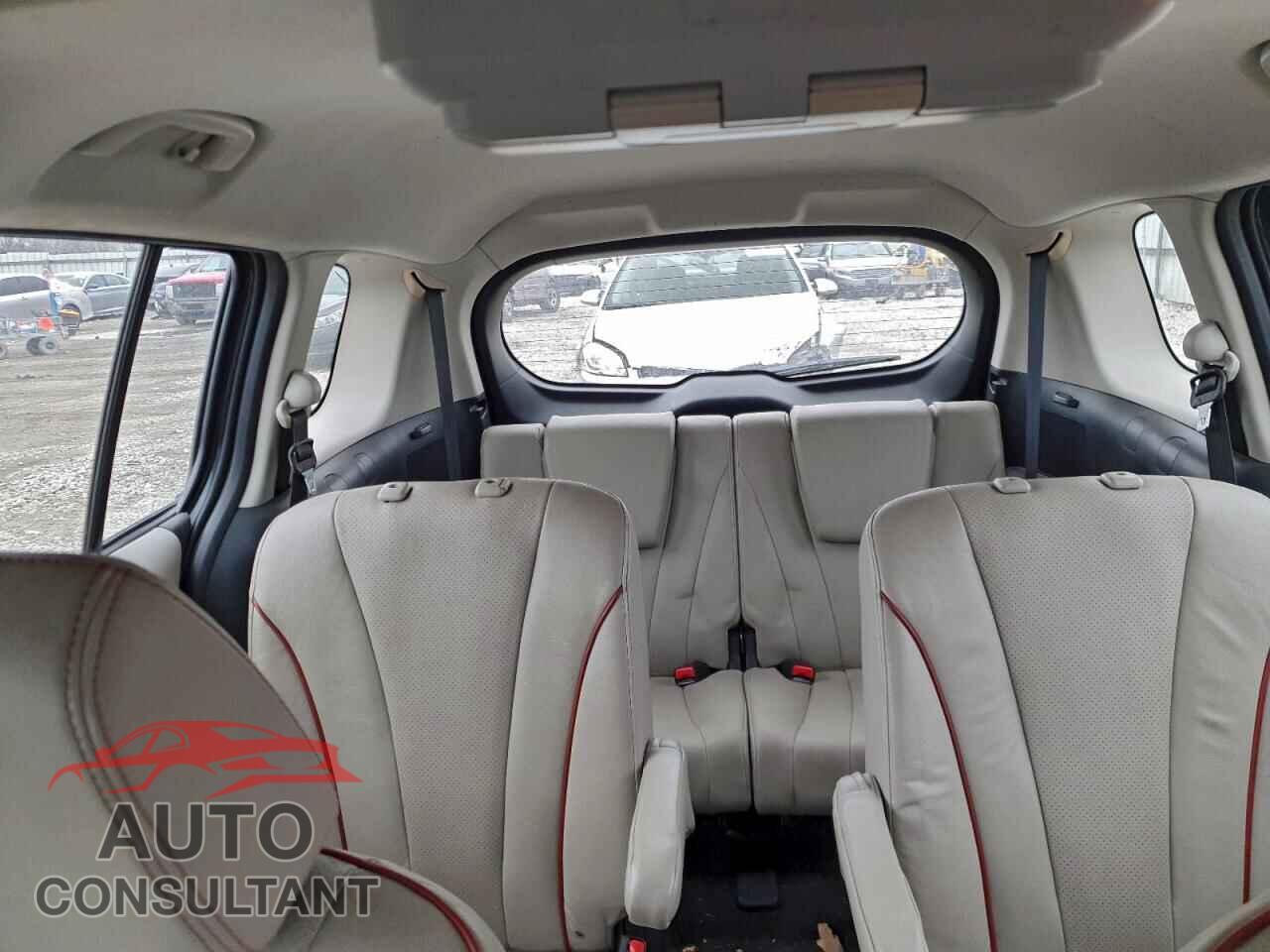 MAZDA 5 2012 - JM1CW2DL2C0137764