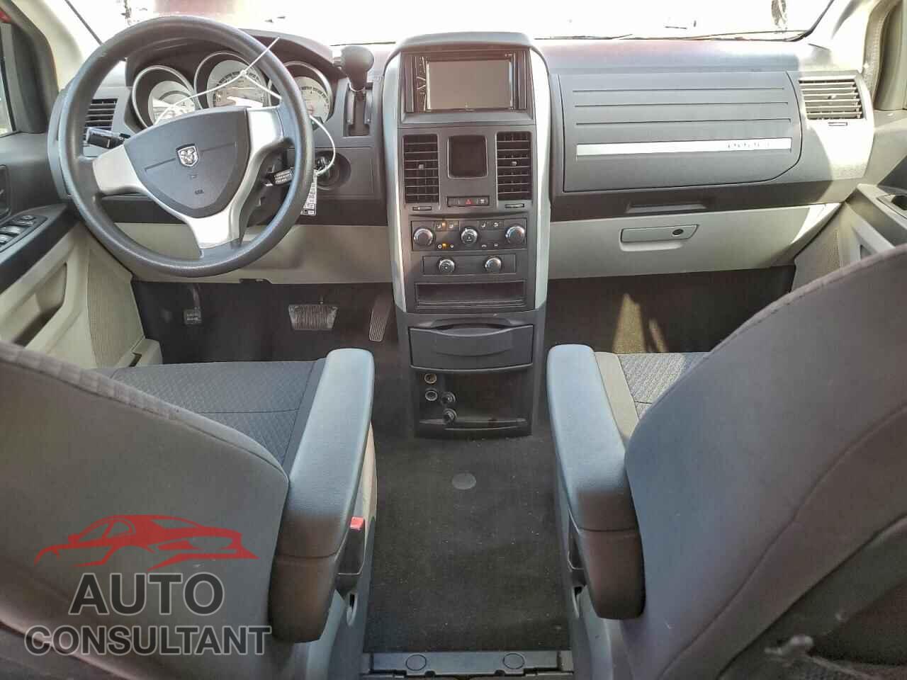 DODGE CARAVAN 2010 - 2D4RN4DE1AR127307