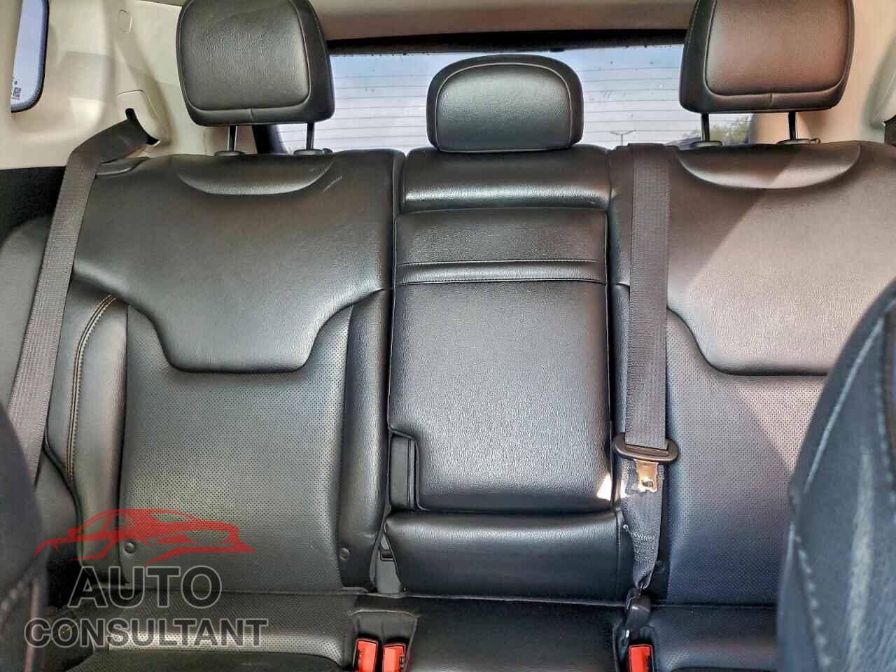 JEEP COMPASS 2018 - 3C4NJDCB5JT207009