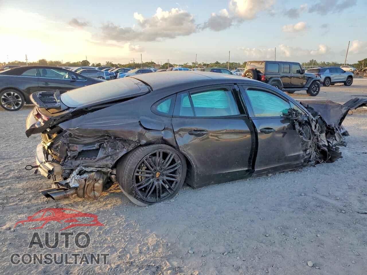 PORSCHE PANAMERA 2018 - WP0AA2A74JL109537