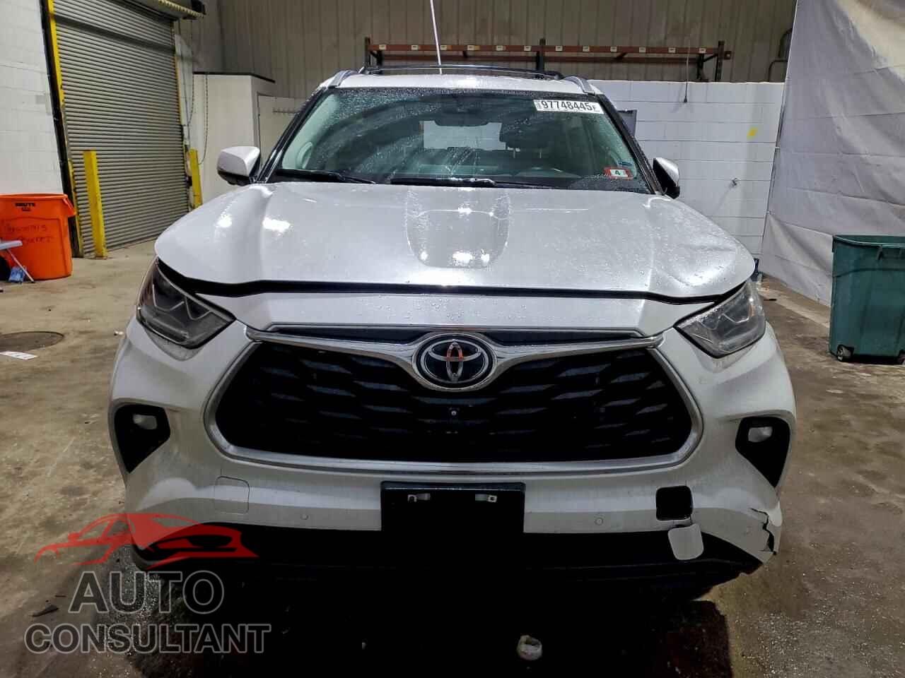 TOYOTA HIGHLANDER 2023 - 5TDKDRBH2PS026031