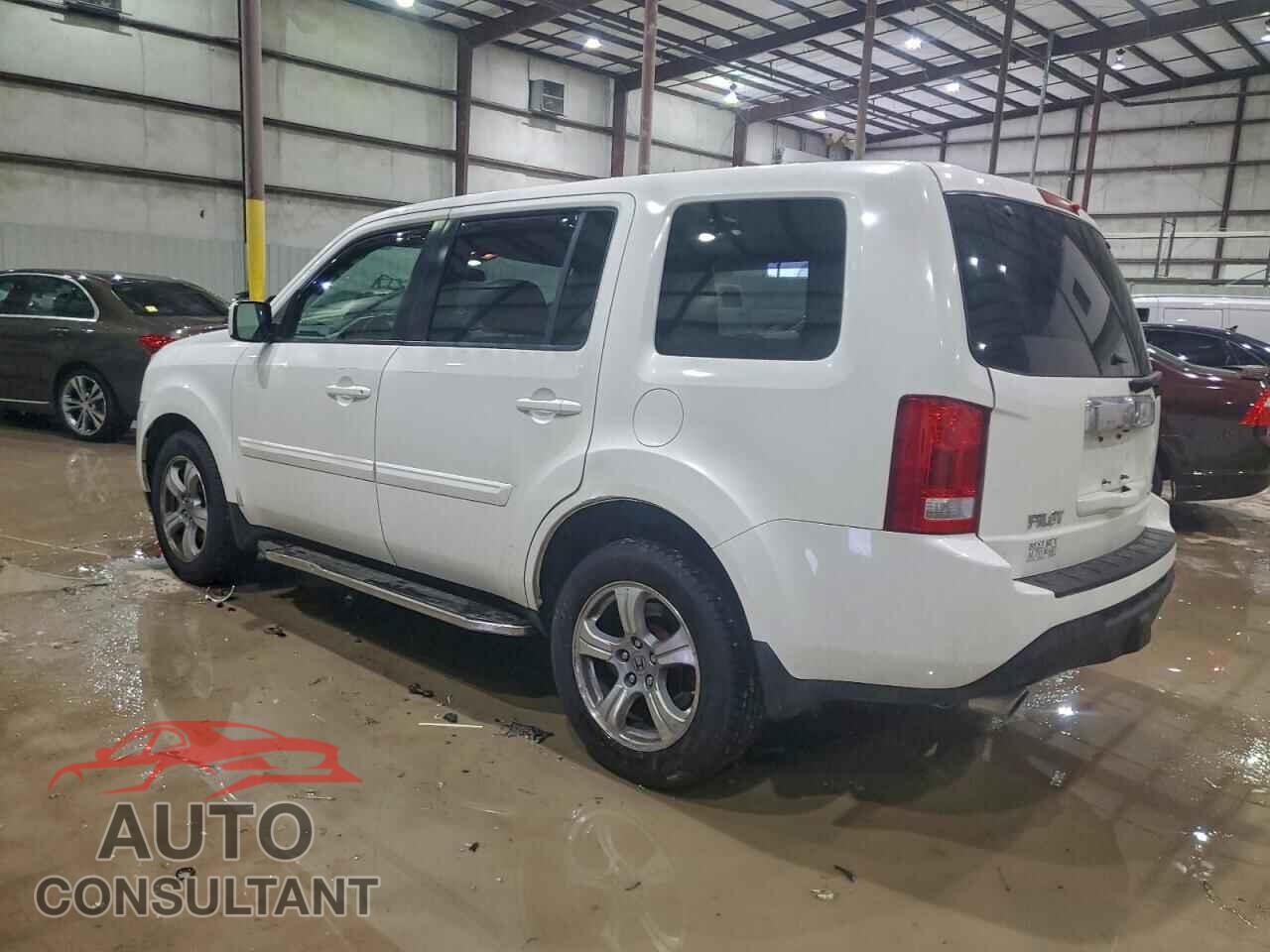 HONDA PILOT 2013 - 5FNYF4H41DB050008