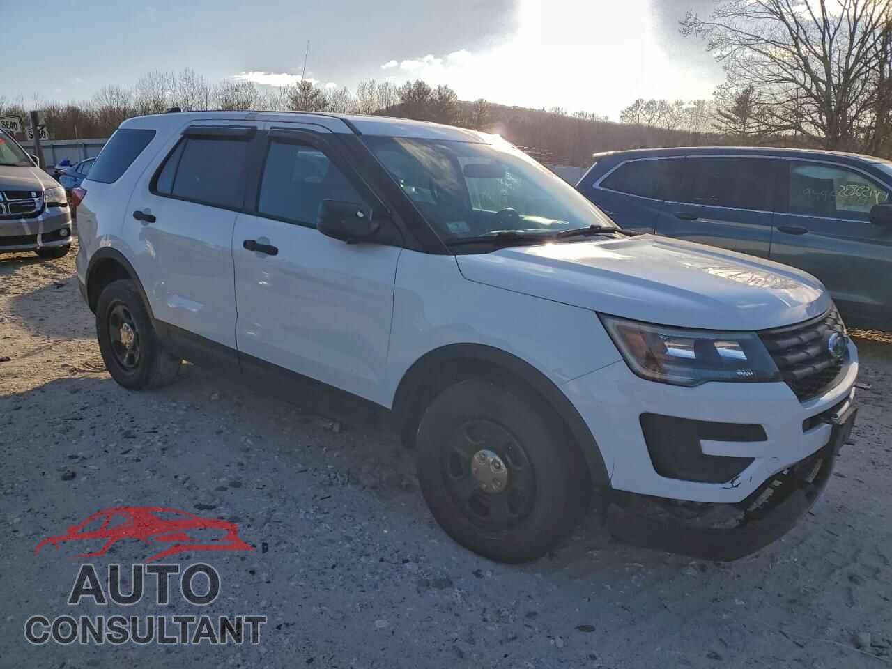 FORD EXPLORER 2018 - 1FM5K8AR7JGB92226