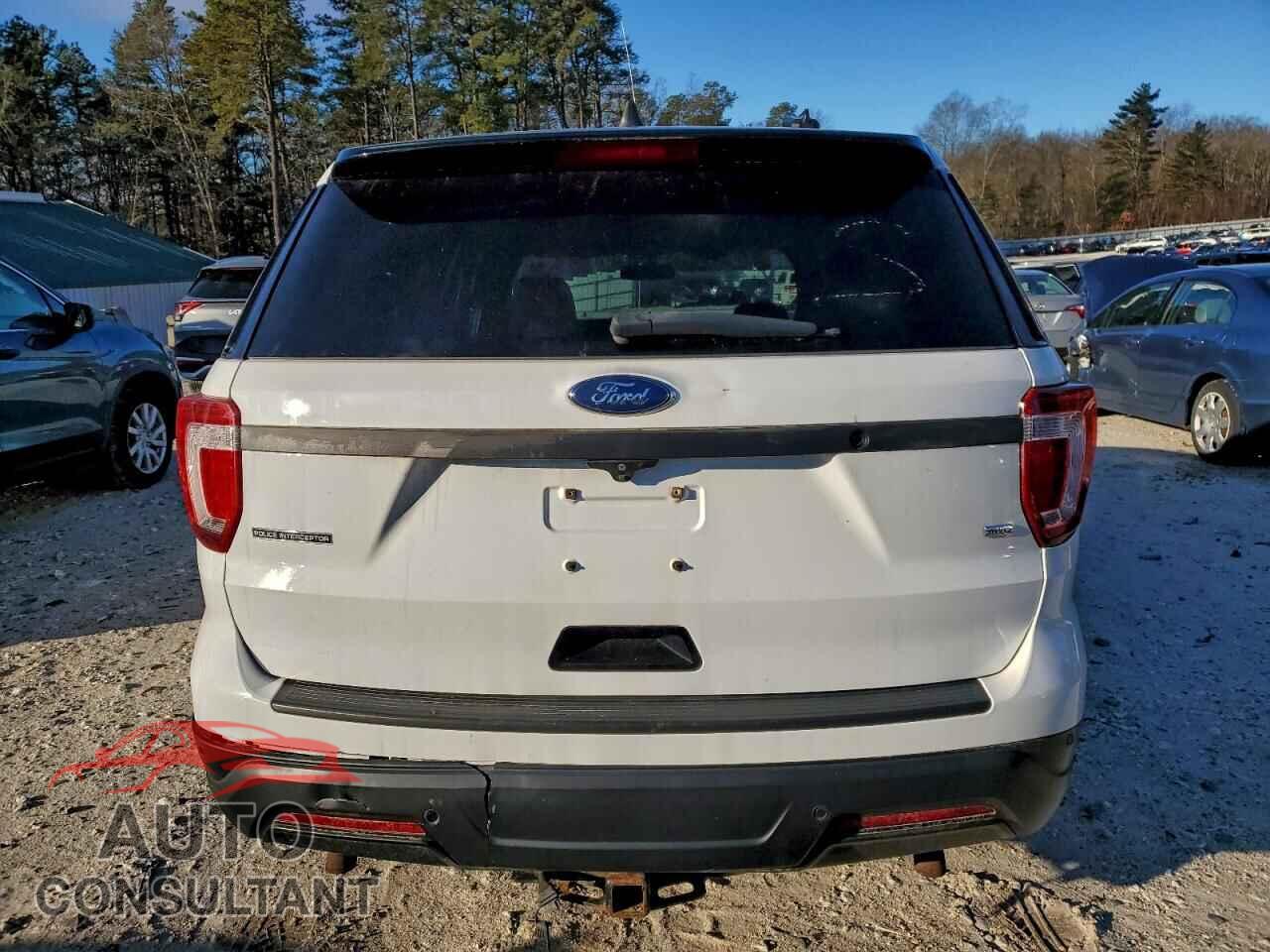 FORD EXPLORER 2018 - 1FM5K8AR7JGB92226