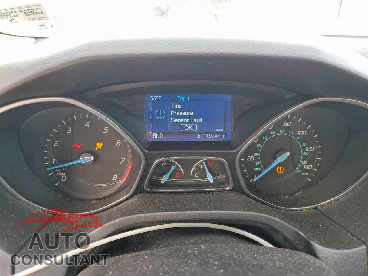 FORD FOCUS 2014 - 1FADP3F27EL454944