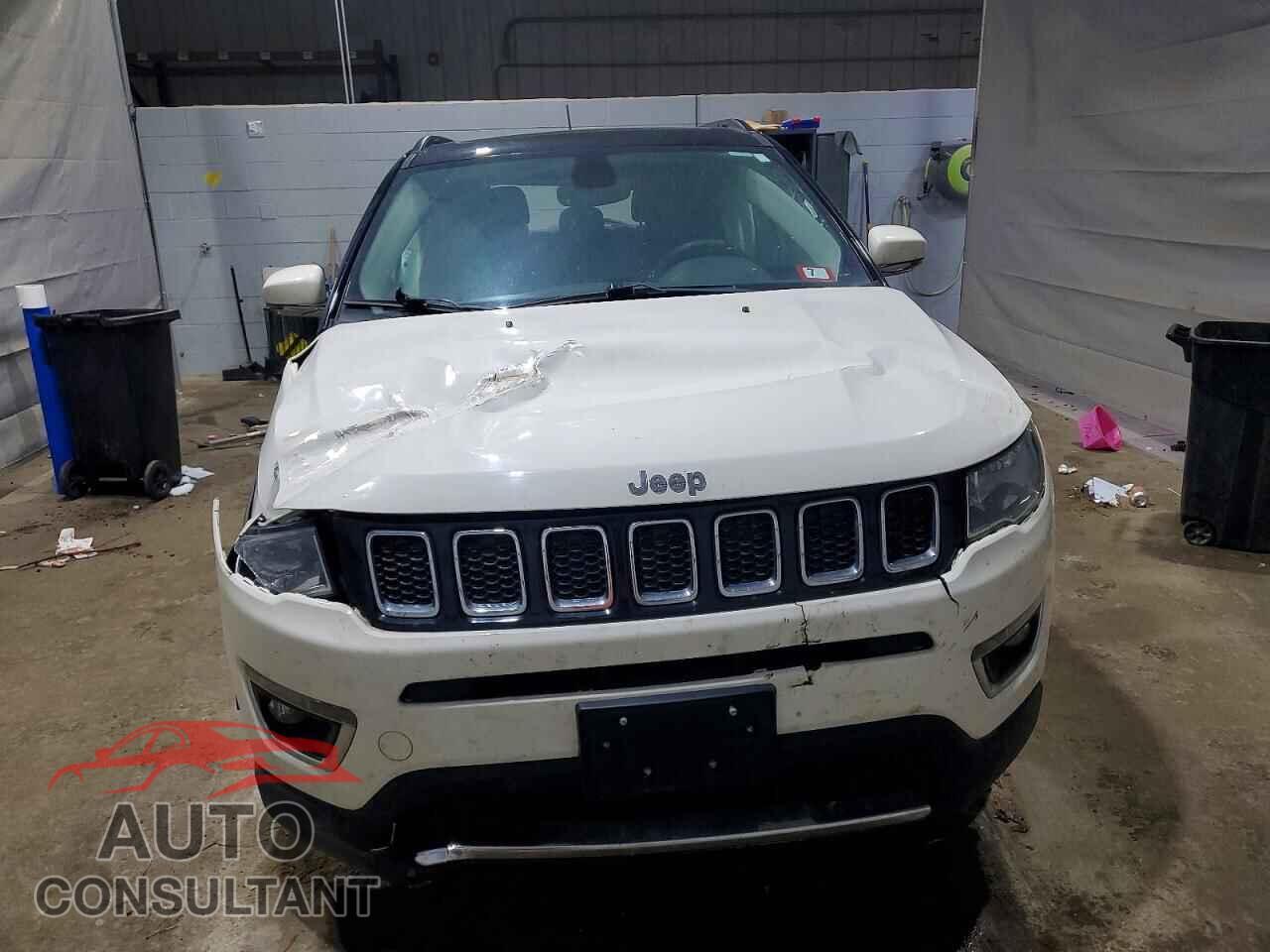 JEEP COMPASS 2019 - 3C4NJDCB7KT594616