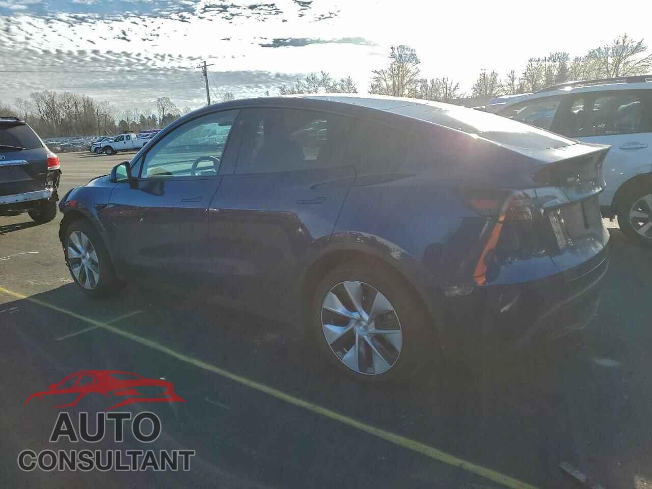 TESLA MODEL Y 2023 - 7SAYGDEEXPF609556