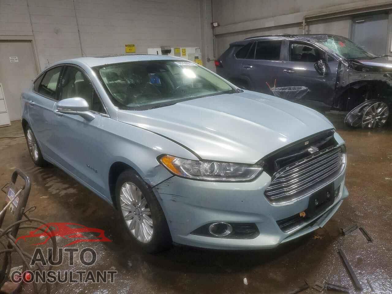 FORD FUSION 2013 - 3FA6P0LU8DR146100