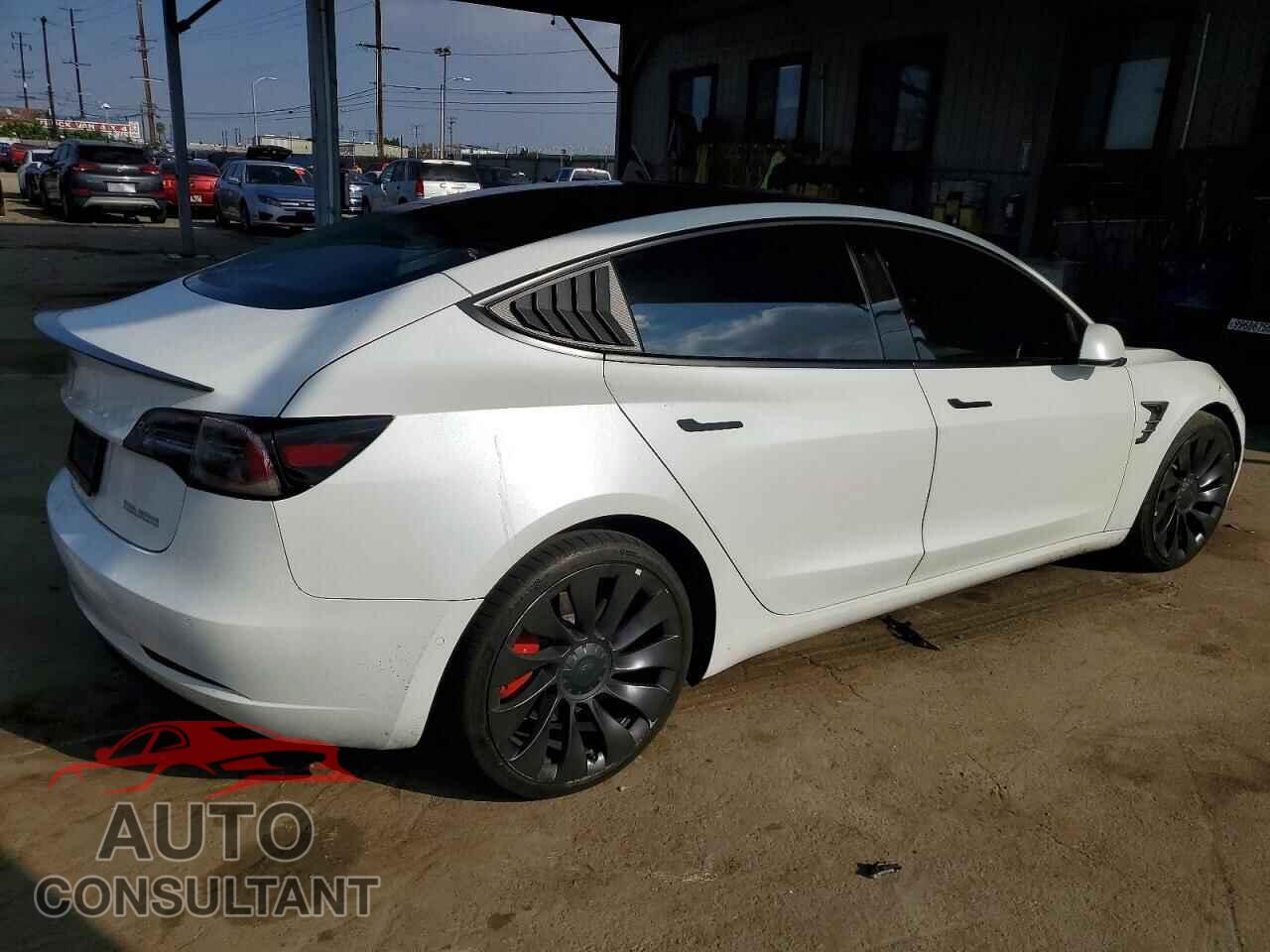 TESLA MODEL 3 2021 - 5YJ3E1EC8MF073986