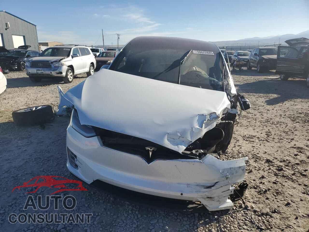 TESLA MODEL X 2021 - 5YJXCBE4XMF324643