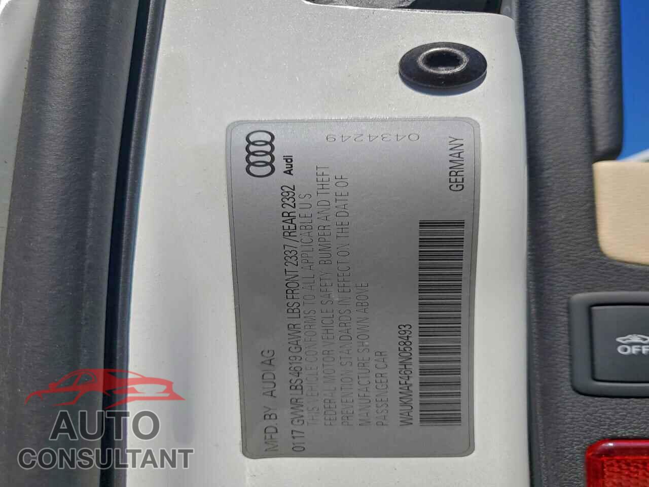 AUDI A4 2017 - WAUKMAF46HN058493