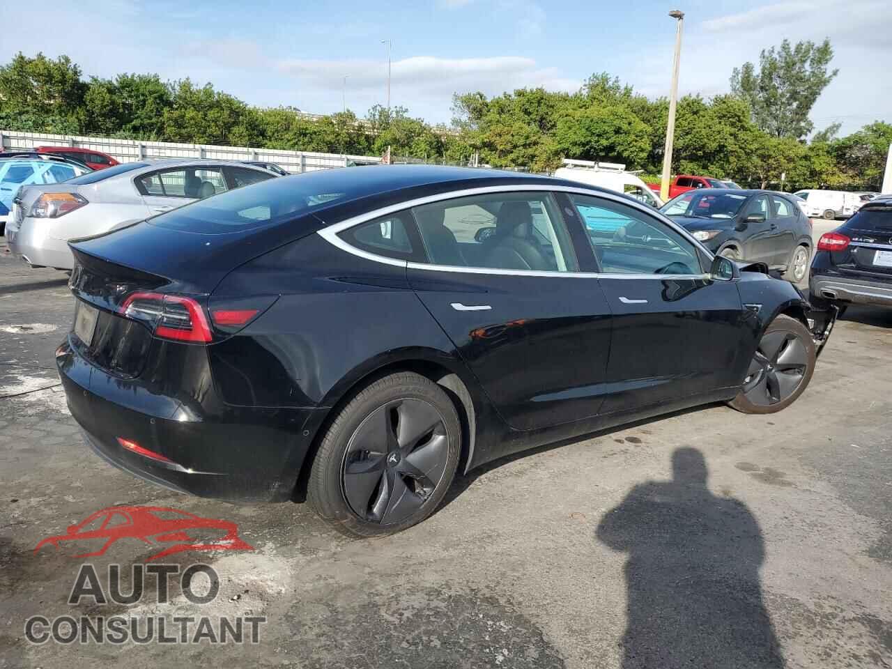 TESLA MODEL 3 2019 - 5YJ3E1EA1KF306571