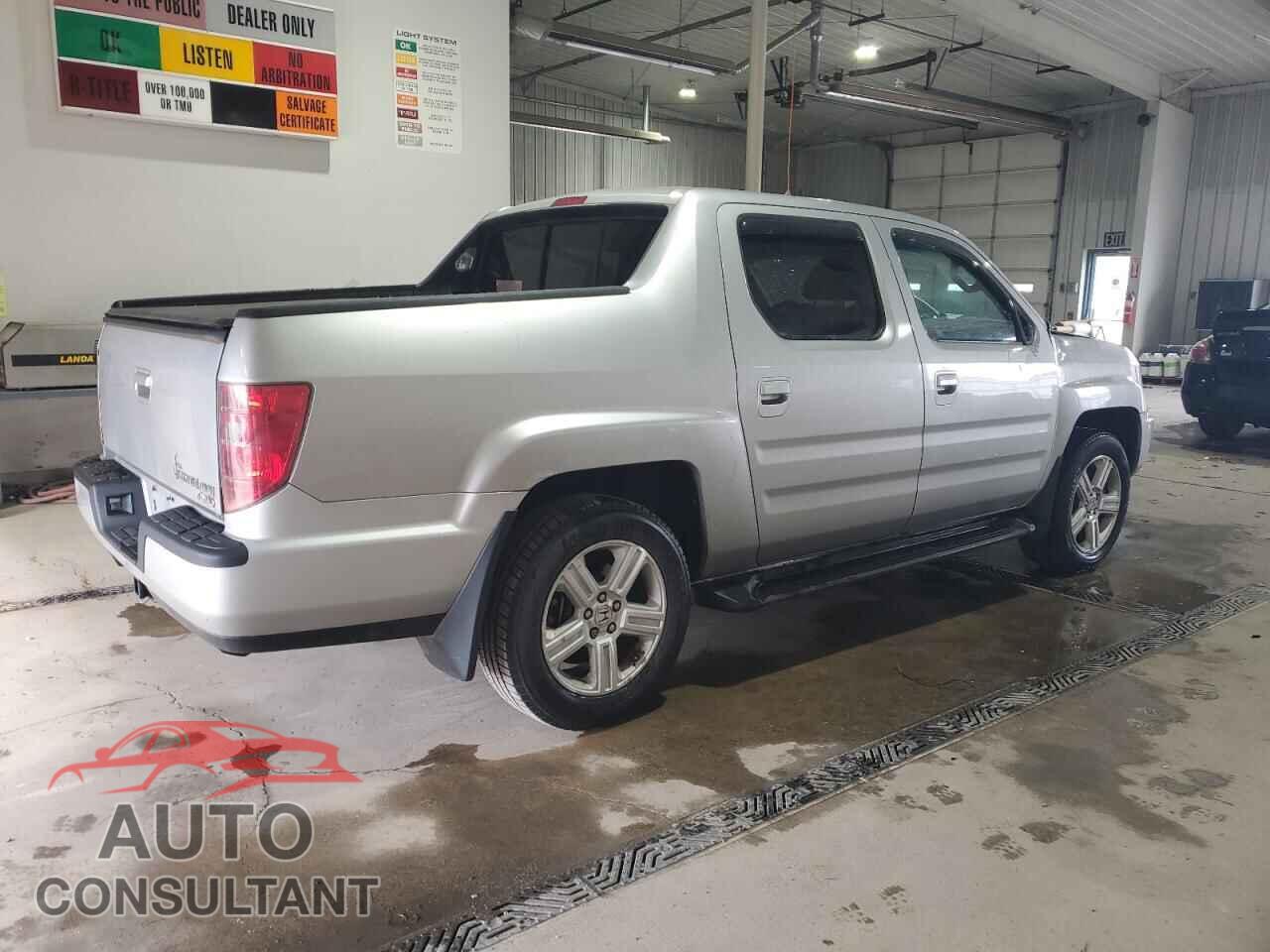 HONDA RIDGELINE 2011 - 5FPYK1F56BB001090