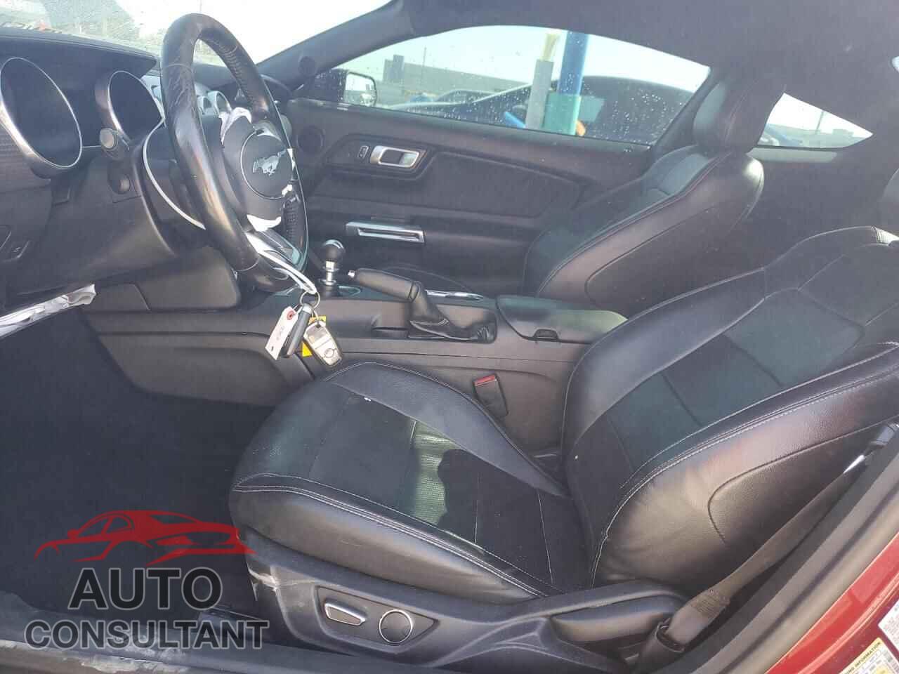 FORD MUSTANG 2019 - 1FA6P8CF5K5199353