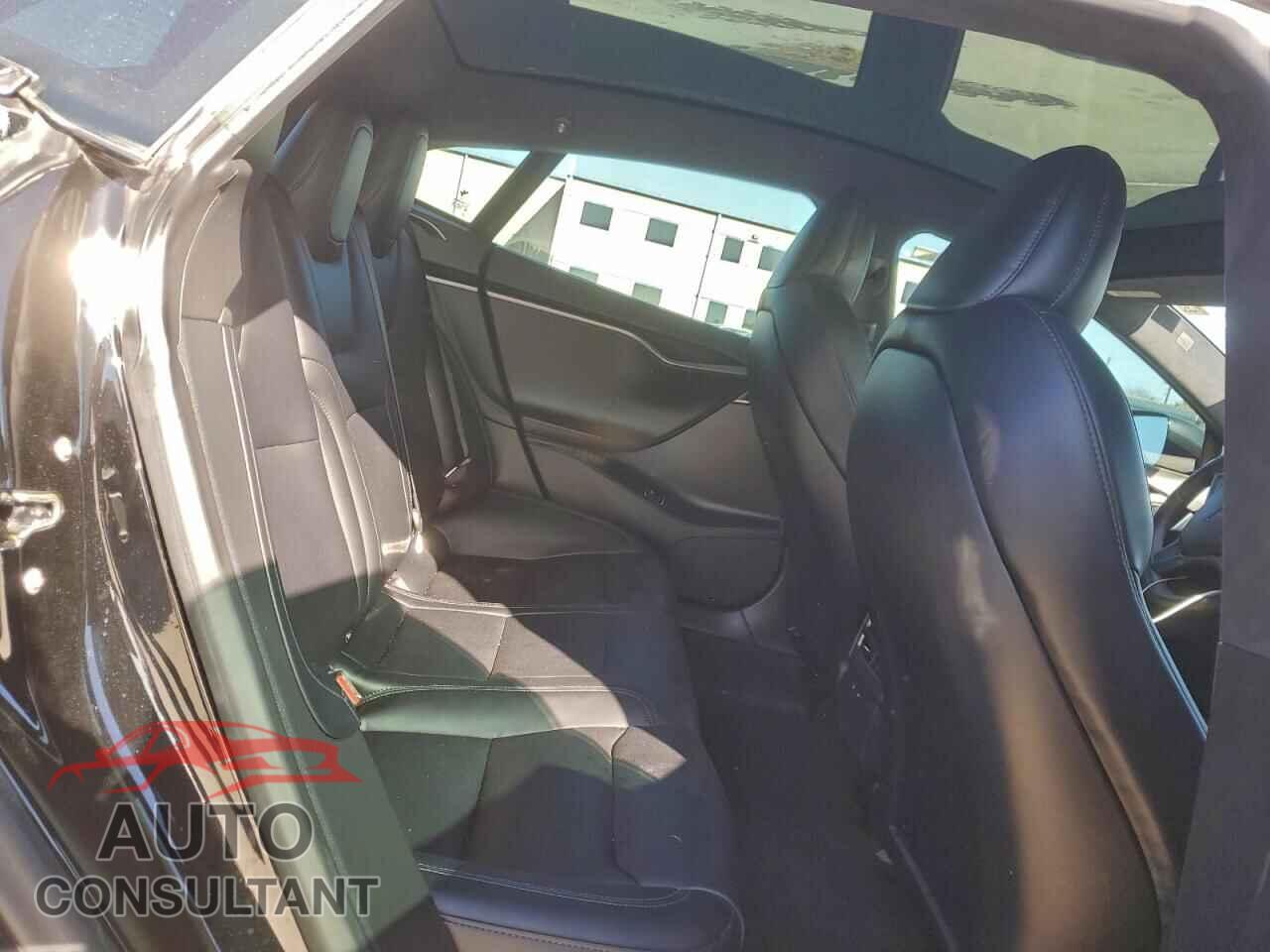 TESLA MODEL S 2020 - 5YJSA1E49LF401950