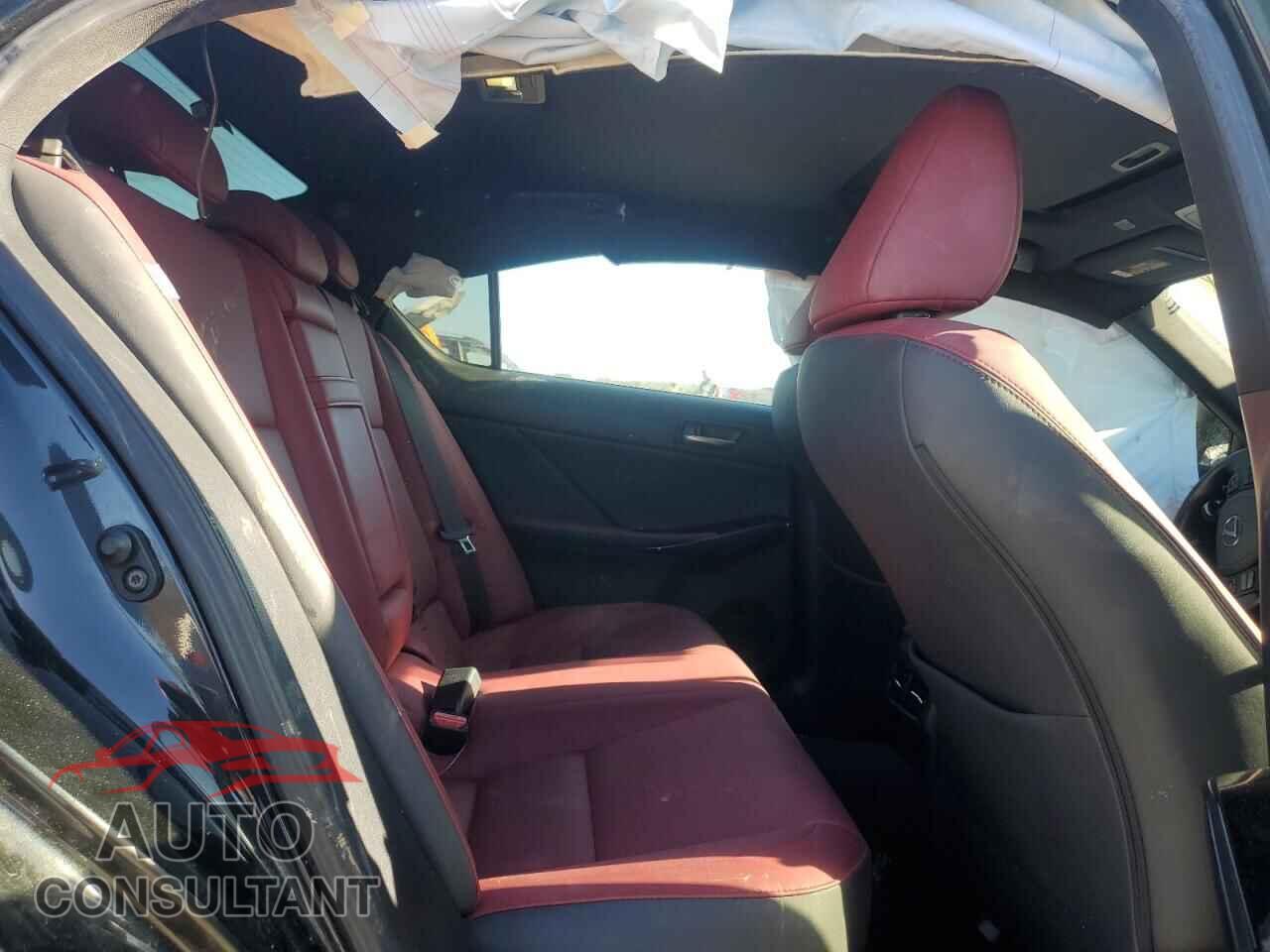 LEXUS IS 2021 - JTHCA1D28M5115853