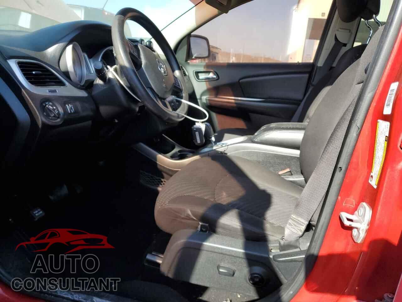 DODGE JOURNEY 2015 - 3C4PDCBB0FT710787
