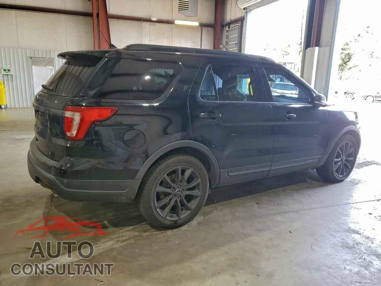FORD EXPLORER 2018 - 1FM5K7D85JGB54829