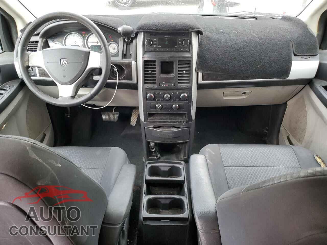 DODGE CARAVAN 2010 - 2D4RN5D10AR261261