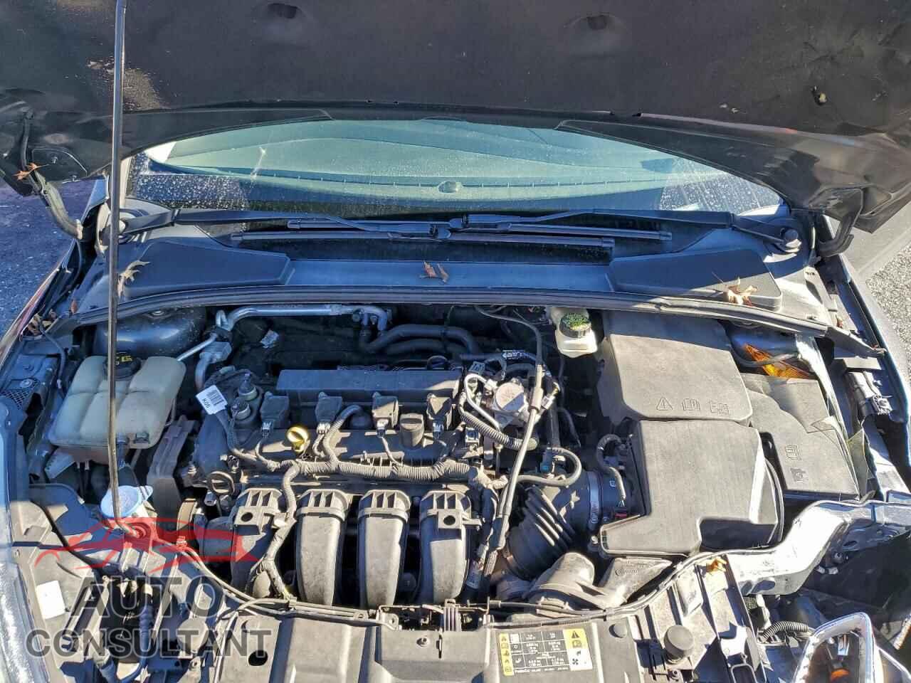 FORD FOCUS 2017 - 1FADP3K26HL312840