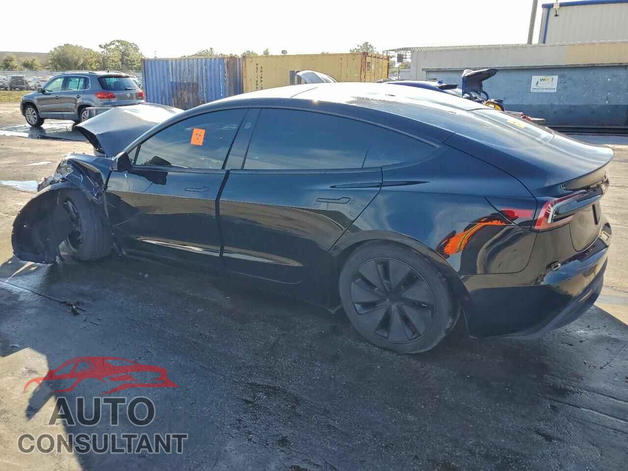 TESLA MODEL 3 2024 - 5YJ3E1EA0RF733282