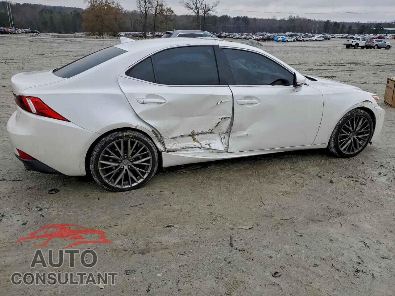 LEXUS IS 2015 - JTHCF1D22F5029541