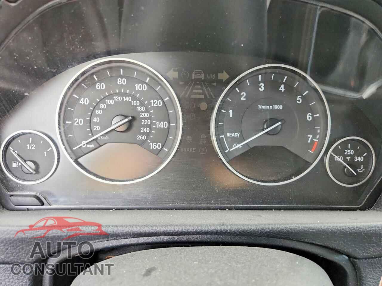 BMW 3 SERIES 2013 - WBA3C1C5XDF436680
