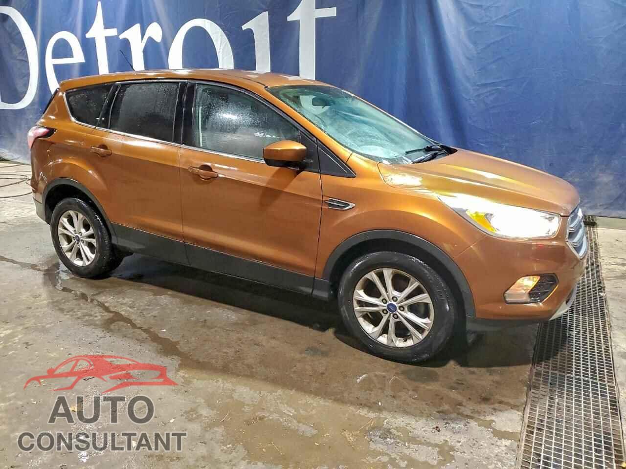 FORD ESCAPE 2017 - 1FMCU0GD4HUD52024