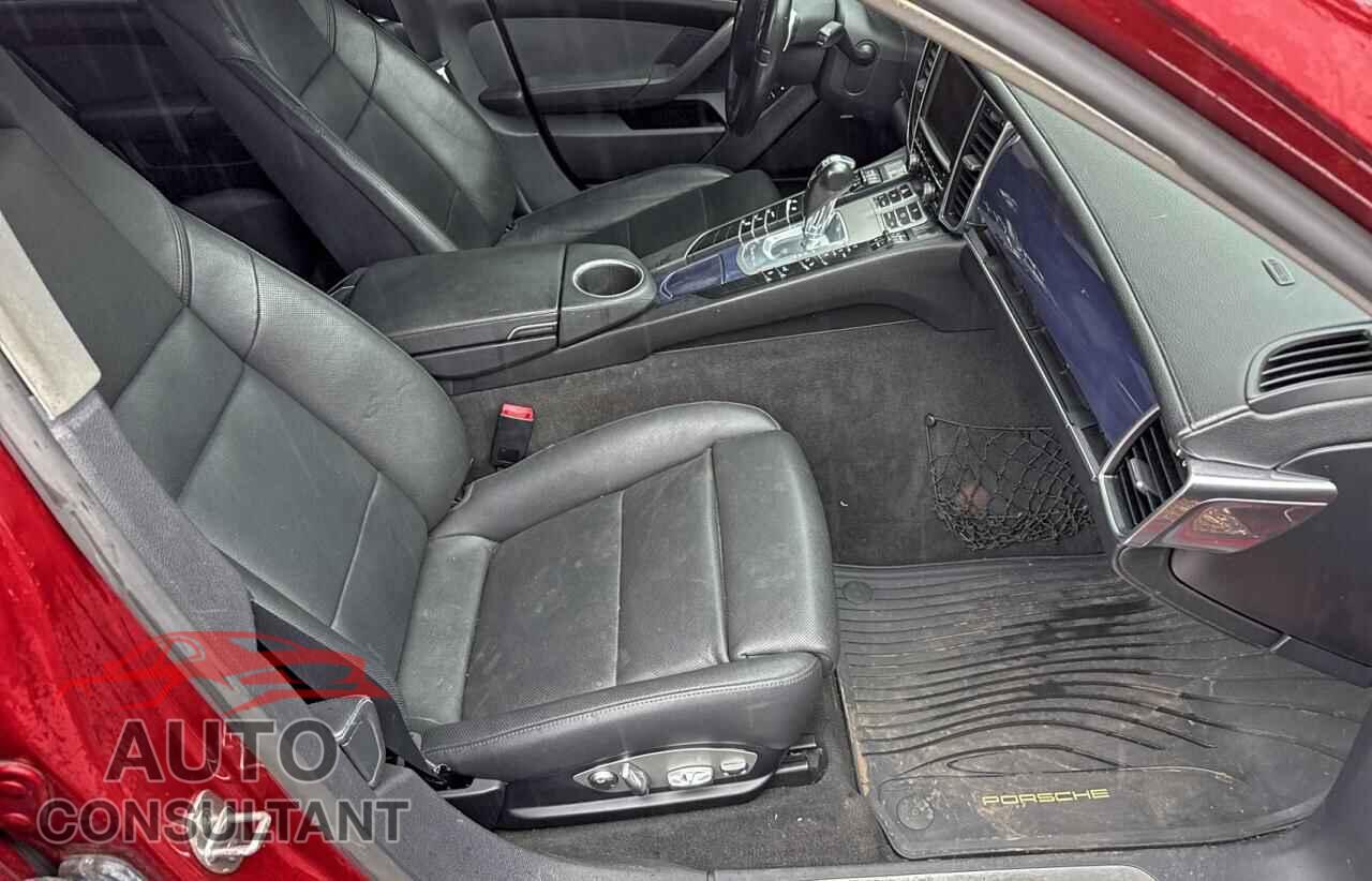 PORSCHE PANAMERA 2012 - WP0AA2A74CL070497