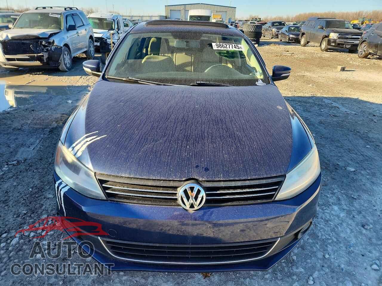 VOLKSWAGEN JETTA 2012 - 3VWLL7AJ5CM382545