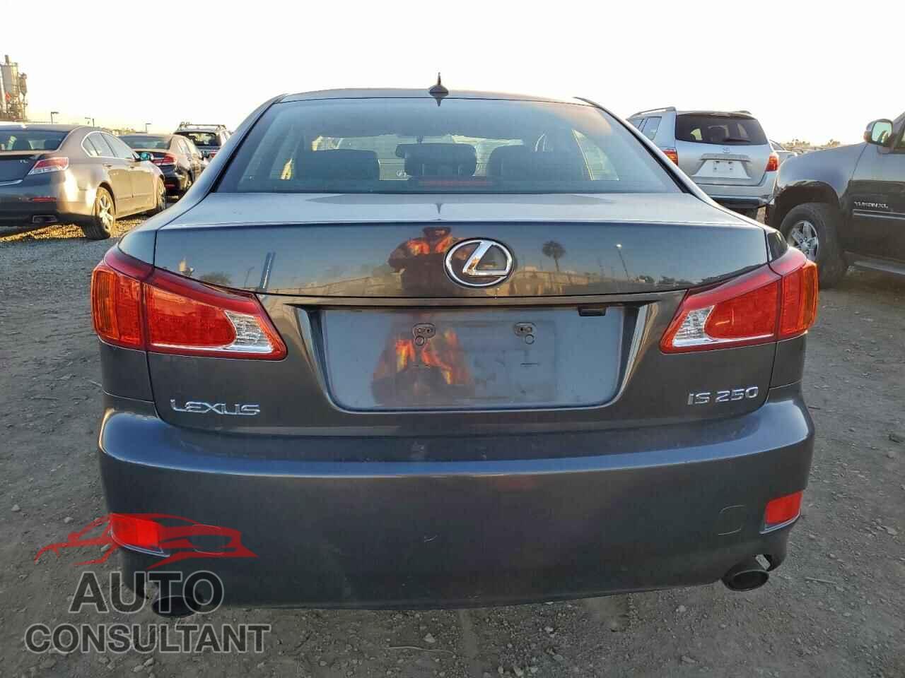 LEXUS IS 2010 - JTHBF5C22A5117311