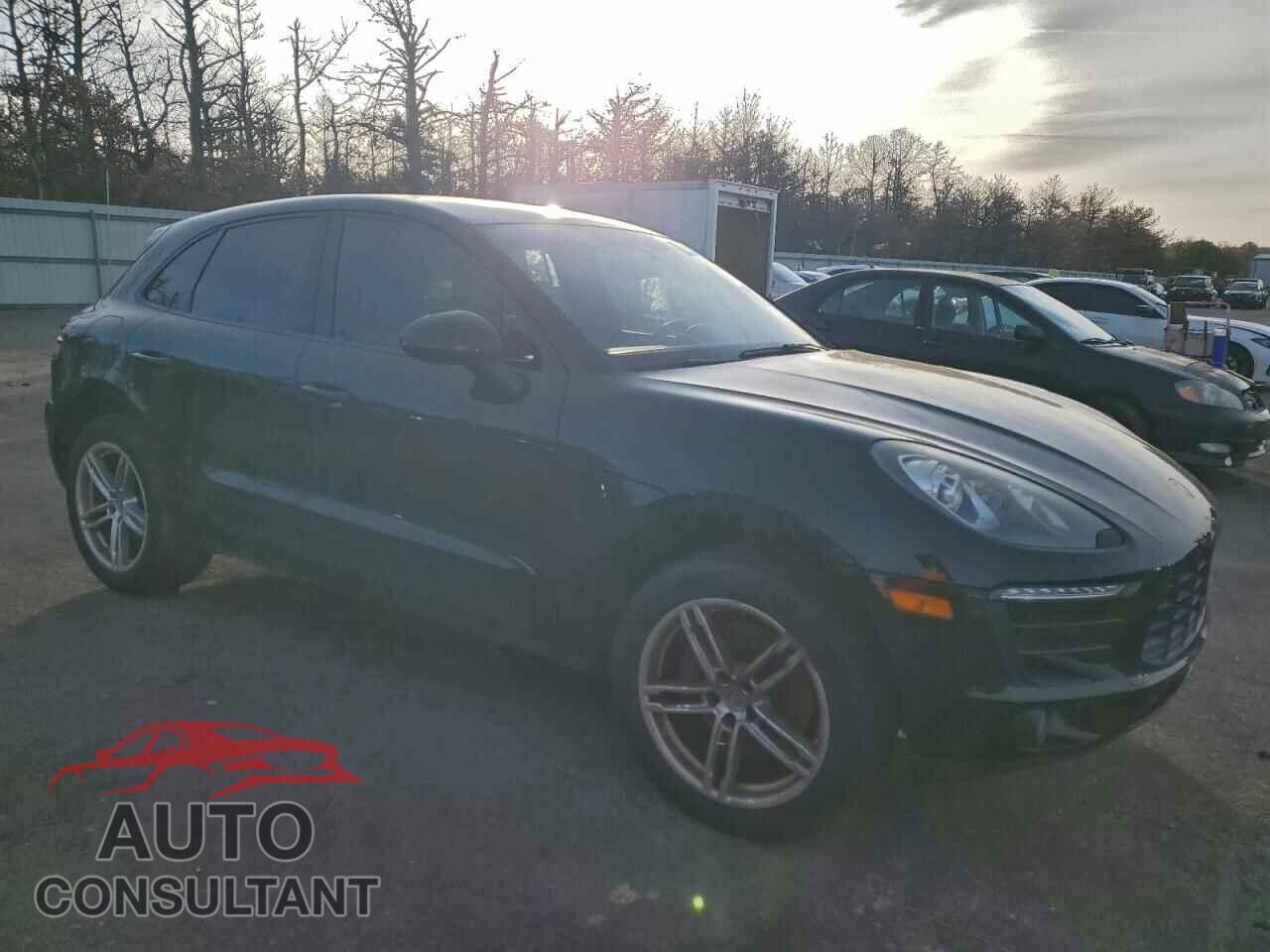 PORSCHE MACAN 2017 - WP1AA2A51HLB01905