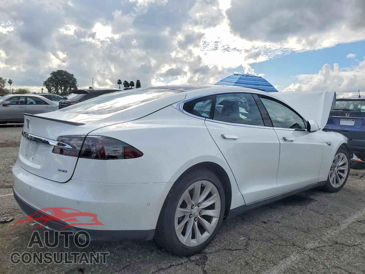 TESLA MODEL S 2016 - 5YJSA1E28GF134921
