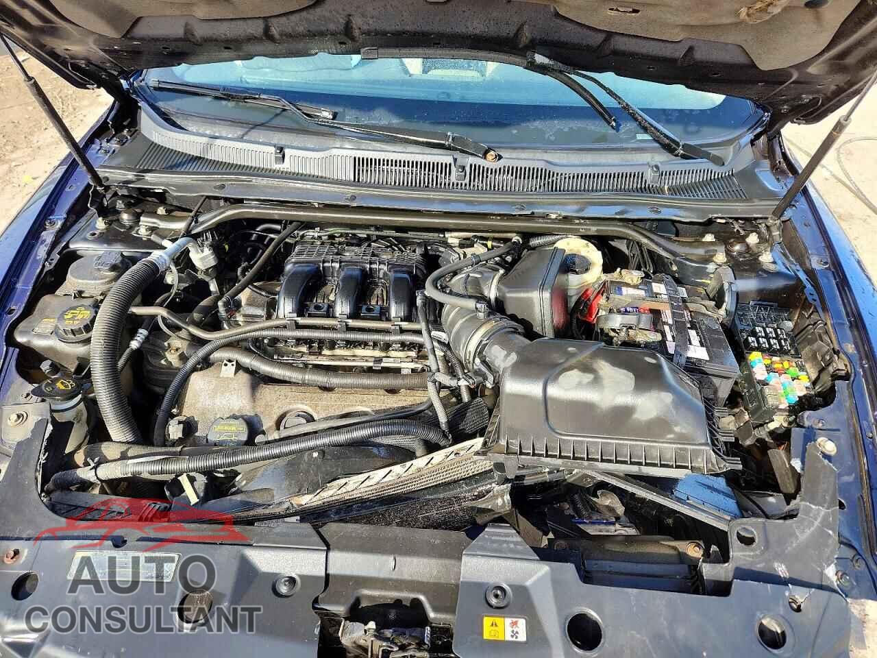 FORD TAURUS 2011 - 1FAHP2FW7BG166411