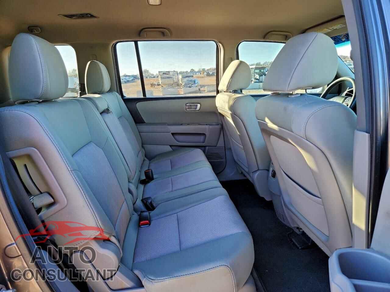 HONDA PILOT 2013 - 5FNYF3H4XDB004199