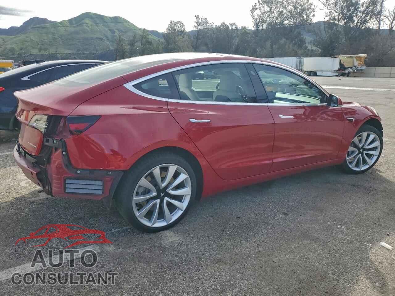 TESLA MODEL 3 2018 - 5YJ3E1EBXJF056111