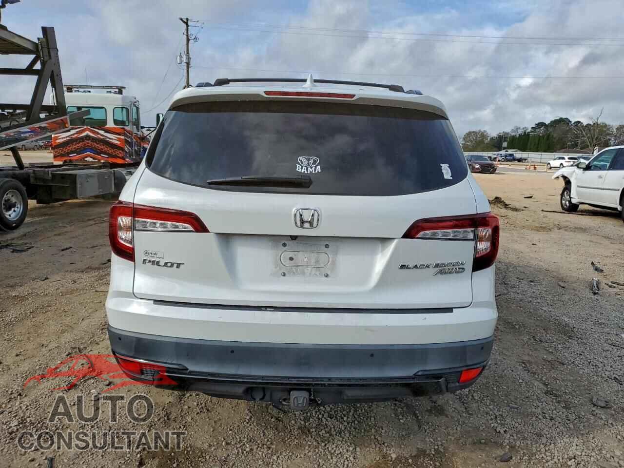 HONDA PILOT 2021 - 5FNYF6H78MB011051