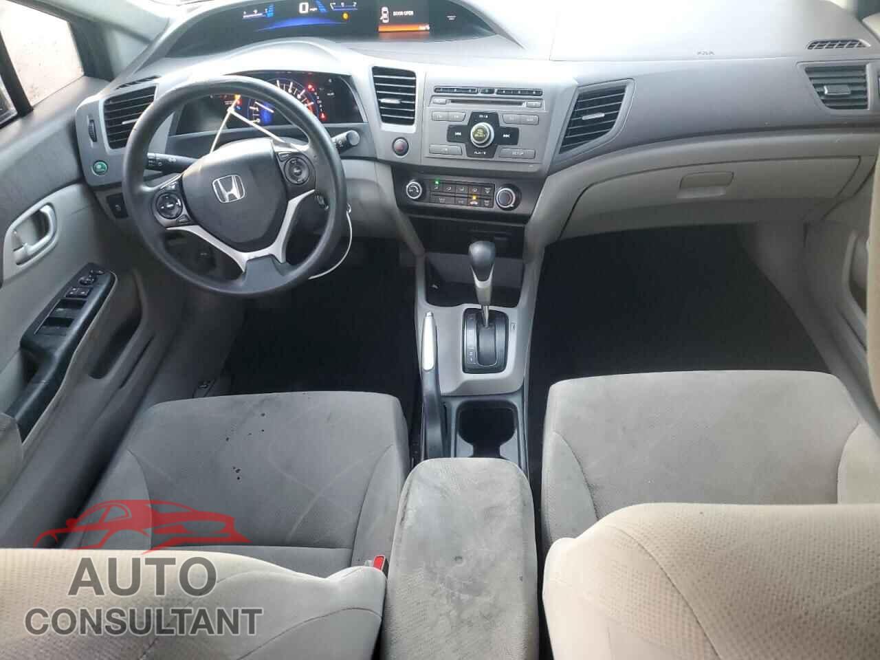 HONDA CIVIC 2012 - 2HGFB2F52CH538073